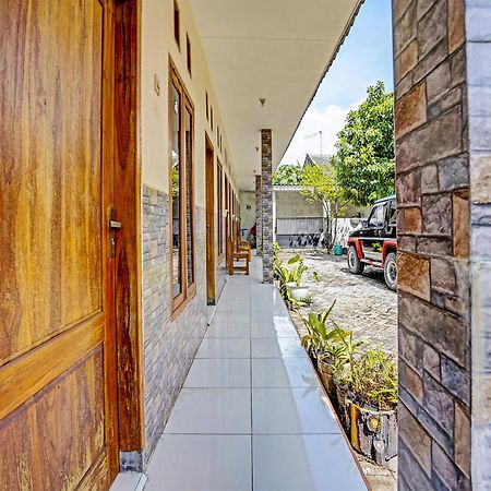 Spot On 91824 Rumah Kaloka Syariah Probolinggo Zewnętrze zdjęcie