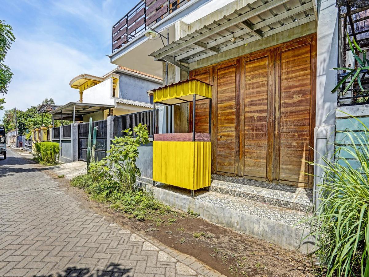 Spot On 91824 Rumah Kaloka Syariah Probolinggo Zewnętrze zdjęcie