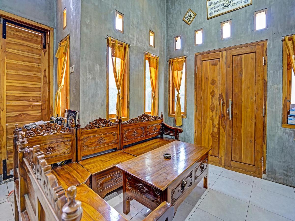 Spot On 91824 Rumah Kaloka Syariah Probolinggo Zewnętrze zdjęcie
